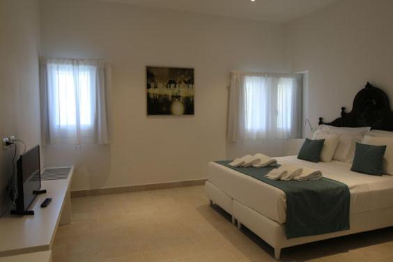 Castello Tafuri Hotel Portopalo Di Capo Passero Ngoại thất bức ảnh