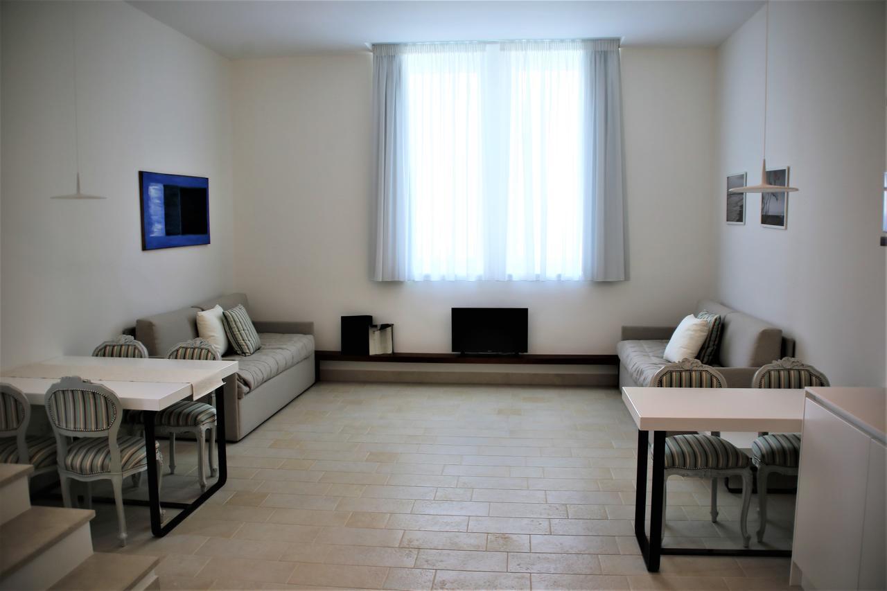 Castello Tafuri Hotel Portopalo Di Capo Passero Ngoại thất bức ảnh