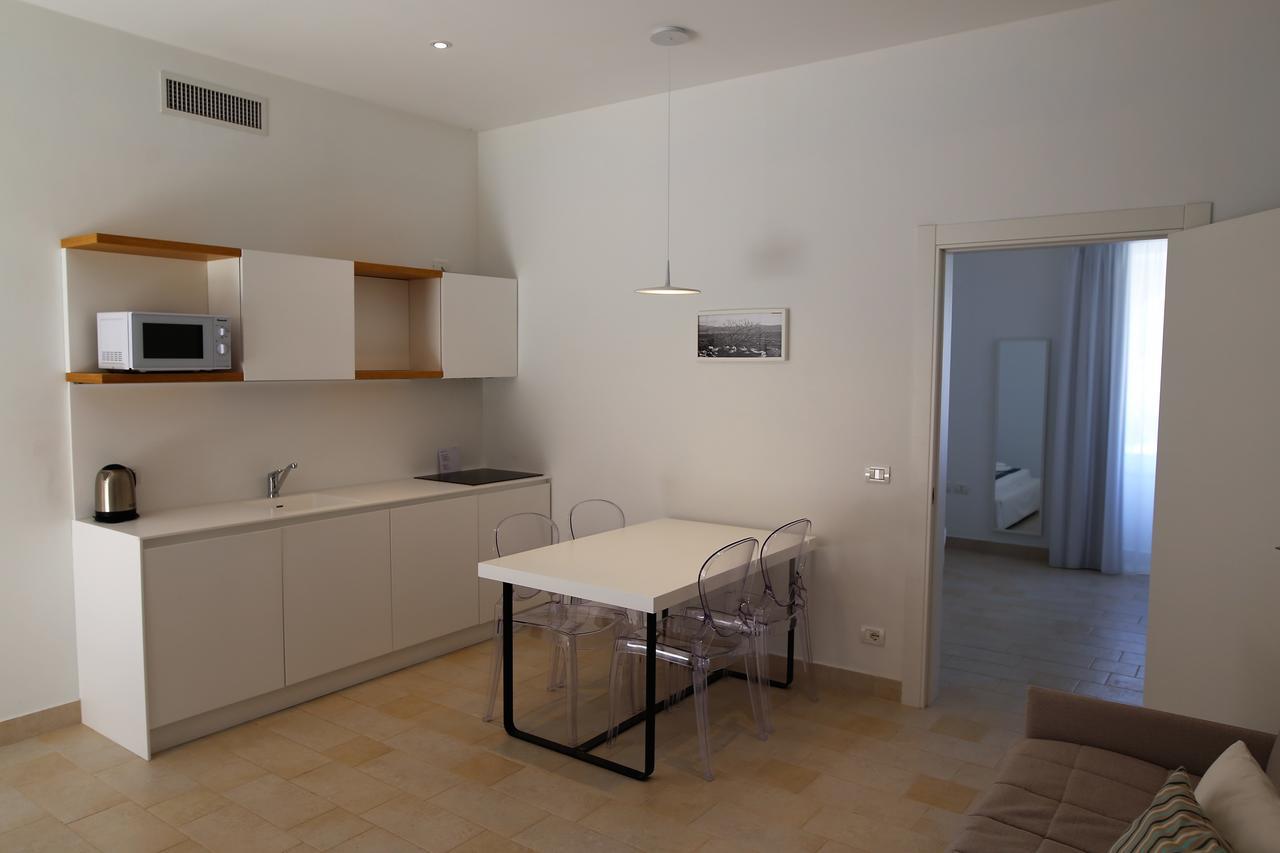 Castello Tafuri Hotel Portopalo Di Capo Passero Ngoại thất bức ảnh